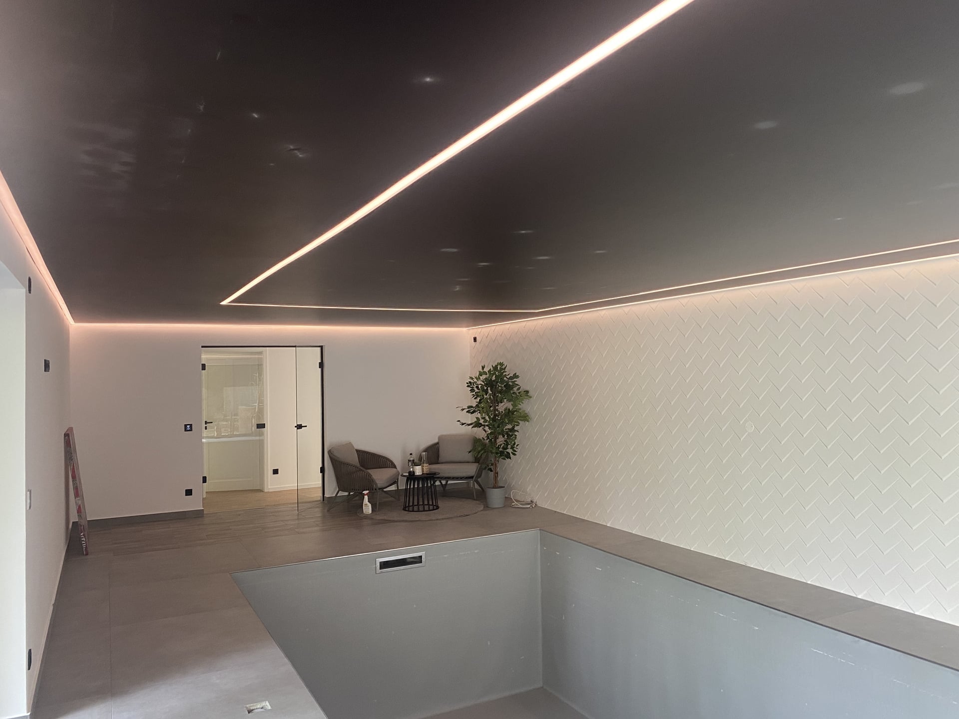 Satin-Spanndecke — Referenzprojekt 7